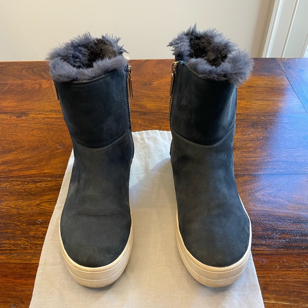 J/Slide Blue-ish grey waterproof suede boot Size 7